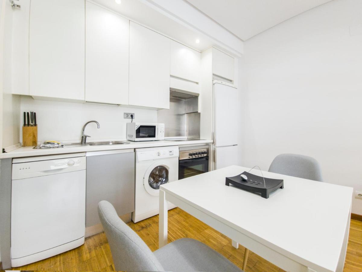 Conde Duque Deco Apartment *